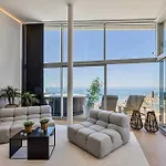 Stunning Luxurious Penthouse With Panoramic Views. Appartamento Fuengirola